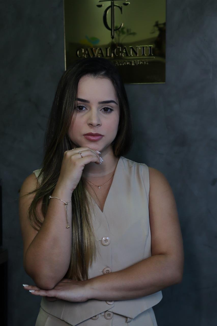 Dra. Elaine Correia